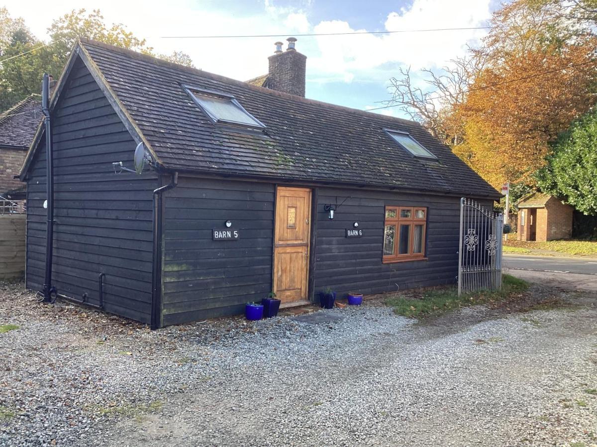 Barn 6 Bed & Breakfast Vigo Village Екстериор снимка